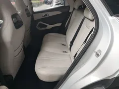 2024 BYD Yuan UP 401km Leading, белый — фото 17