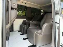 2024 Li Auto MEGA Ultra, белый — фото 8