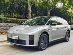 2025 Li Auto i6 2WD Standard — фото 1