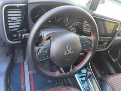 2020 Mitsubishi Outlander 2.0L 2WD 5-seat, белый — фото 12