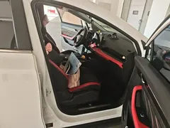 2021 Geely Emgrand S 1.4T CVT Premium, белый — фото 18