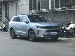 2024 Aito M7 1.5T Smart Driving RWD Max 6-Seat, синий — фото 3