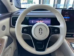 2026 Aito M7 EV Ultra 4WD 5-seat 192-line LiDAR, белый — фото 10