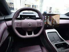2025 Nio ET5T 100kWh Touring, чёрный — фото 15