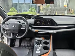 2022 Changan UNI-V 1.5T Premium, белый — фото 8