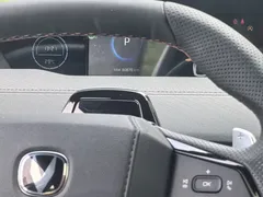 2022 Changan UNI-V 1.5T Premium, белый — фото 9