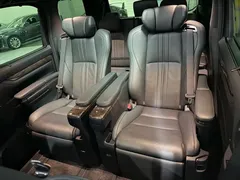 2023 Toyota Alphard 2.5L Hybrid Premium Gold, чёрный — фото 13
