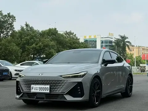2022 Changan UNI-V 1.5T Premium