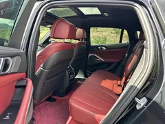 2021 BMW X6 Premium M Sport Package, чёрный — фото 10