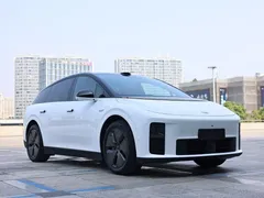 2026 Li Auto i6 2WD Standard, белый — фото 3