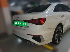 2022 Audi A3L Limousine 35 TFSI Fashion Sport, белый — фото 3