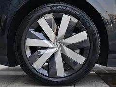 2025 Li Auto i6 4WD Standard, чёрный — фото 10