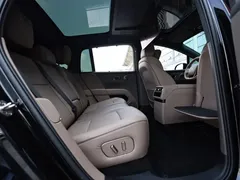2025 Li Auto i6 4WD Standard, чёрный — фото 14