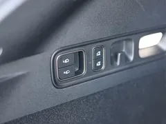 2025 Li Auto i6 4WD Standard, чёрный — фото 18