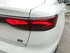 2022 Geely Emgrand 1.5L CVT Elite 4th Gen, белый — фото 8