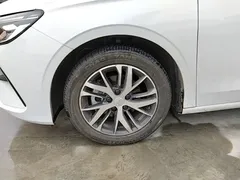 2022 Geely Emgrand 1.5L CVT Elite 4th Gen, белый — фото 23