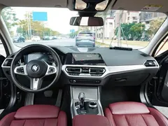2022 BMW 3 Series 330Li xDrive M Sport Night Package, чёрный — фото 24