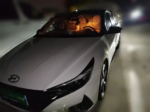 2022 Hyundai Elantra 1.5L CVT Flagship TOP