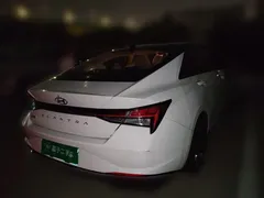 2022 Hyundai Elantra 1.5L CVT Flagship TOP, белый — фото 4