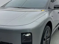 2025 Li Auto i6 2WD Standard — фото 13