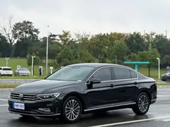 2020 Volkswagen Magotan 330TSI DSG Luxury, чёрный — фото 1