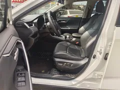 2021 Toyota Wildlander 2.0L CVT 2WD Luxury, белый — фото 4
