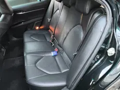 2021 Toyota Camry 2.5G Luxury, чёрный — фото 13