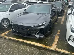 2023 Changan UNI-V 1.5T Premium — фото 1