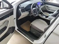 2025 BYD Song PLUS DM-i 112KM PHEV Premium, белый — фото 16