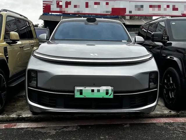 2023 Li Auto L8