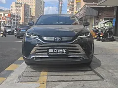 2022 Toyota Harrier Hybrid 2.5L CVT 4WD Premium, чёрный — фото 2