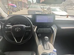 2022 Toyota Harrier Hybrid 2.5L CVT 4WD Premium, чёрный — фото 6