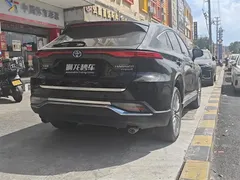 2022 Toyota Harrier Hybrid 2.5L CVT 4WD Premium, чёрный — фото 9