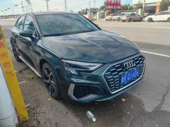 2023 Audi A3 Sportback 35 TFSI Fashion Sport, зелёный — фото 3