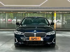 2021 BMW 5 Series 530Li Premium Luxury Package, чёрный — фото 3
