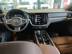 2022 Volvo S60 B4 Luxury, белый — фото 10