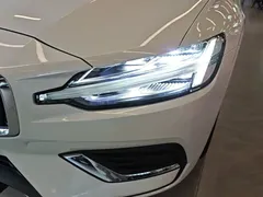 2022 Volvo S60 B4 Luxury, белый — фото 24