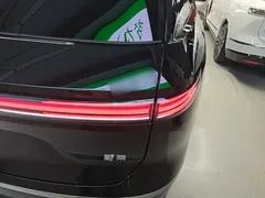2026 Nio ES8 6-seat Executive Luxury, чёрный — фото 8