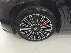 2026 Nio ES8 6-seat Executive Luxury, чёрный — фото 23