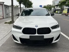2022 BMW X2, белый — фото 2