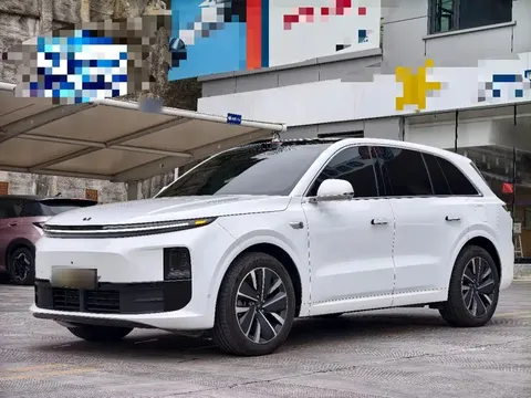 2025 Li Auto L6 Max