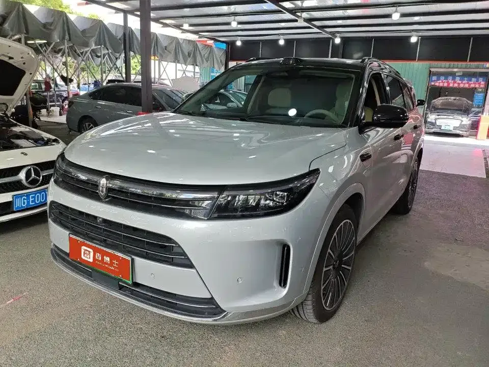 2024 Aito M7 1.5T Smart Driving 4WD Max 5-seat