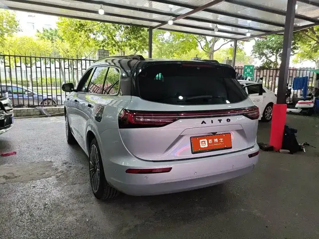 2024 Aito M7 1.5T Smart Driving 4WD Max 5-seat