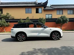 2023 Nio ES8 75kWh Executive, белый — фото 4