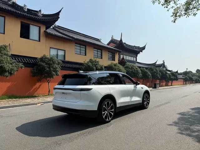 2023 Nio ES8 75kWh Executive