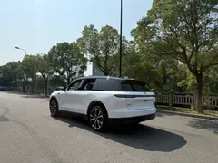2023 Nio ES8 75kWh Executive, белый — фото 7