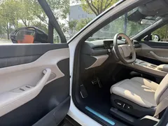 2023 Nio ES8 75kWh Executive, белый — фото 10