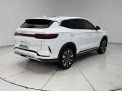 2025 BYD Song PLUS DM-i 112KM PHEV Premium, белый — фото 24