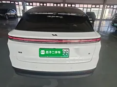 2025 Li Auto i6 4WD Standard, белый — фото 6