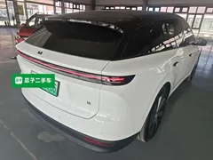 2025 Li Auto i6 4WD Standard, белый — фото 7